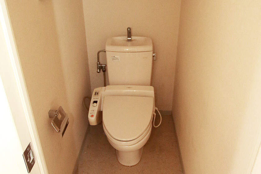 トイレ リフォーム前写真